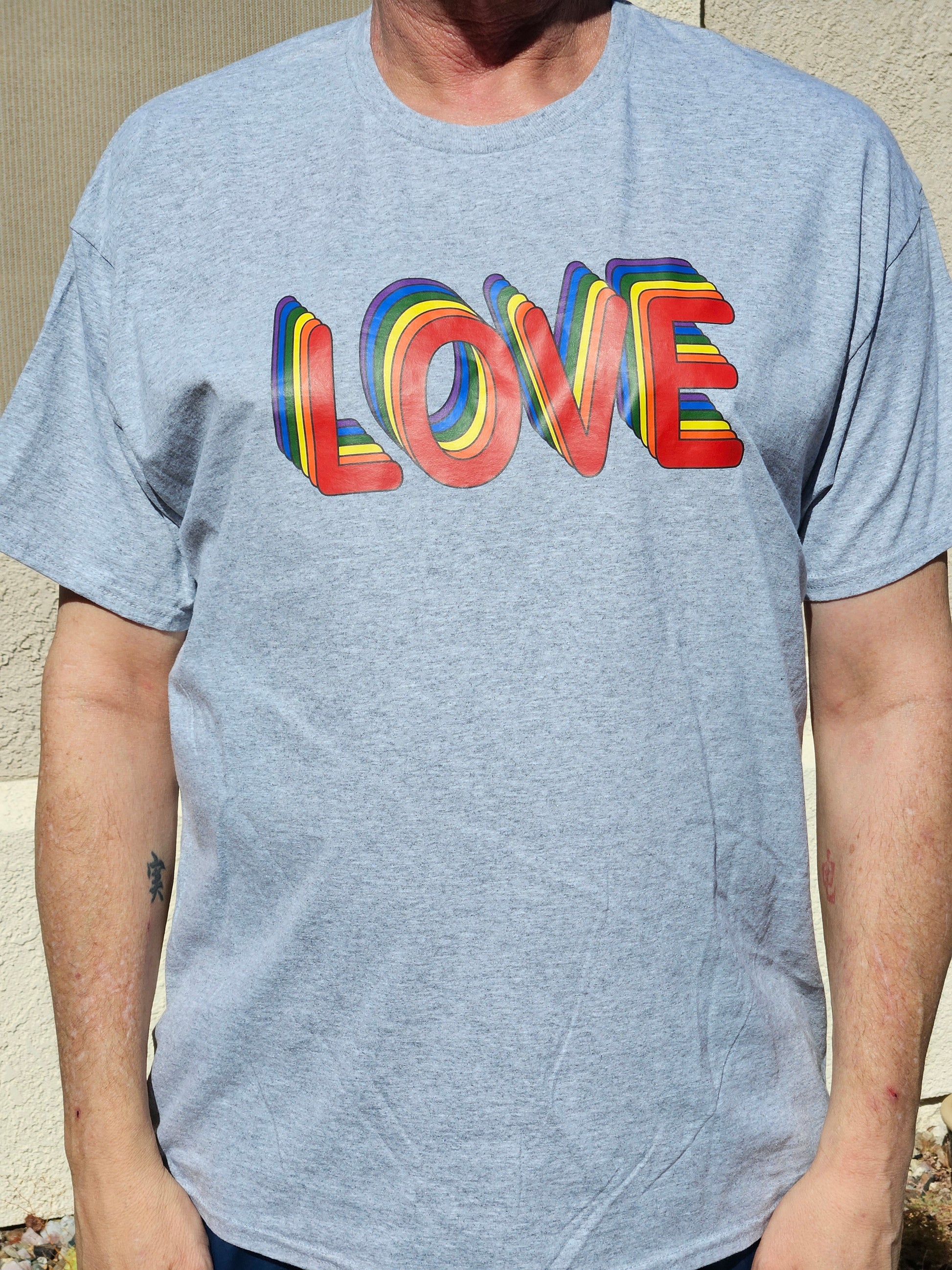 "Love" tee shirt