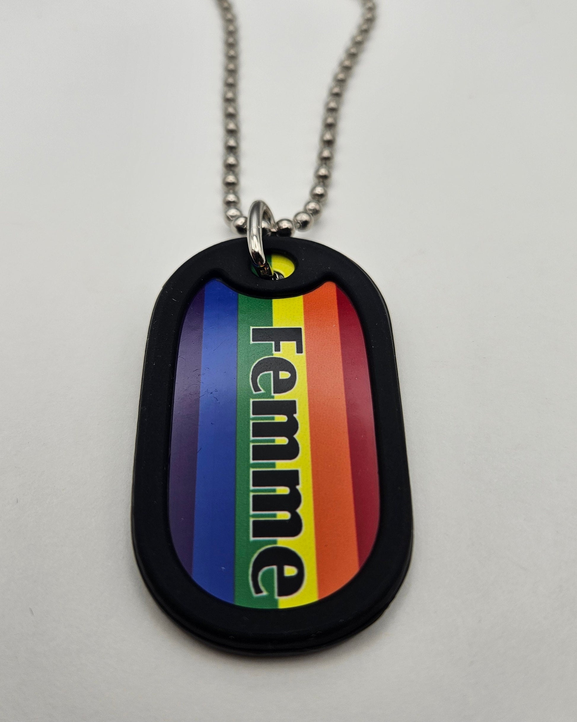 Dog Tag 2261L: Dog Tag Rainbow Femme
