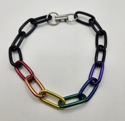 Black and rainbow anodized aluminum chain